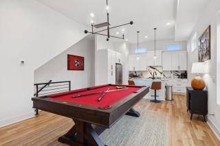Upscale Multi-Level Home Rooftop & Game Room Fun - Nashville - 3