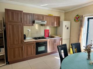 Great location maltese flat - St Julian's - 2