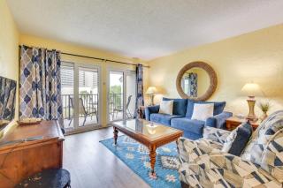 Steps to Shore PCB Condo with Pool Access and Balcony - Panama City Beach - 0