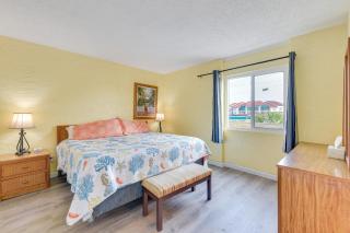 Steps to Shore PCB Condo with Pool Access and Balcony - Panama City Beach - 2
