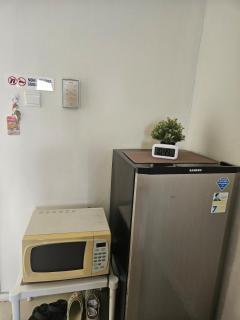 Cozy Mozy 2BR Apartment - Parahyangan Residence - Bandung - 9