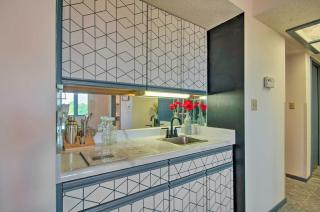 Stylish Lake Ozark Condo - Lake Ozark - 9