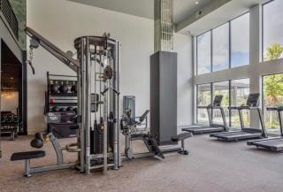 Cozy apartment near downtown HTX - 8