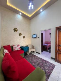 Cozy airconditioned two bedroom apartments شقق فندقية مكيفة للإيجار - Ras El Bar - 9