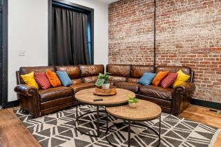 Unique Black Home in the Heart of Shelby Park - Louisville - 5