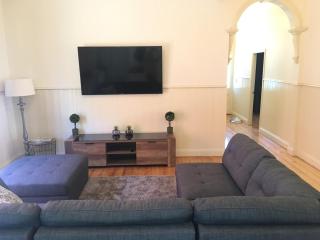#1 Hargreaves Retreat Bendigo CBD PET FRIENDLY - Bendigo - 3