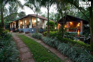 StayVista at Green Pastures - Bonfire and Views - Somvārpet - 1