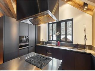 Elegant Modern Duplex in Central Gstaad - Gstaad - 8