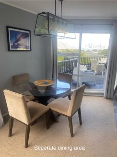 Modern apartment & harbour views - Auckland - 5