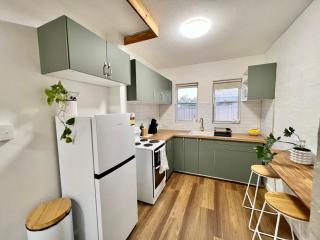 Stylishly Renovated Abode - South Hedland - 7