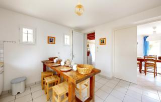 Lovely Home In Saint-Trojan-Les-Bains - Saint-Trojan-les-Bains - 4