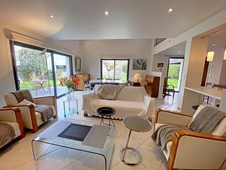 Maison familiale rénovée à 150m des criques, 4 chambres, jardin privé, cheminée, parking, WiFi - FR-1-349-222 - Port-Louis - 1