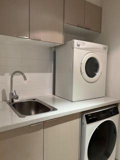 Glen Waverley Modern Apt near Syndal Station - 1