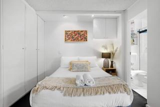 Beach-Side Studio Apt with parking spot - Melbourne - 2