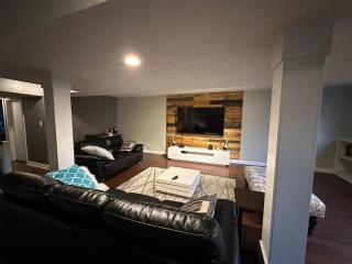 1Bed Cozy Retreat & Spacious Lounge - Yellowknife - 4
