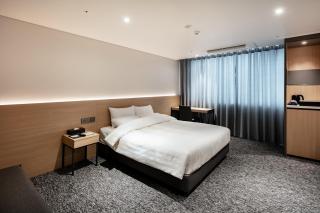 Icheon Skysun Hotel - Icheon - 9