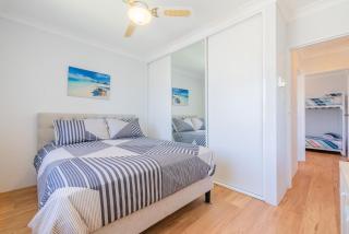 Amanda Court 14, 1-5 Weatherly Close - 250 metres from Shoal Bay Beach - Nelson Bay - 6