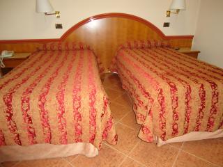 Hotel Paris - Castel Goffredo - 3
