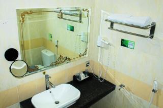 Zamzam Hotel and Resort - Batu - 4