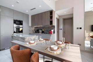 Modern 1-Bedroom Apartment with Luxurious Amenities in JVC - 2