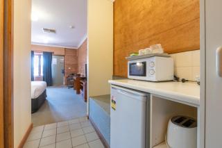 Mud Hut Motel - Coober Pedy - 7