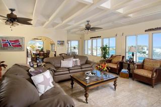 Villa Luminara Caribbean Retreat and Beaching - - 0