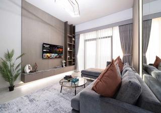 Chic 1-Bed Apartment with Exclusive Amenities JVC - 0