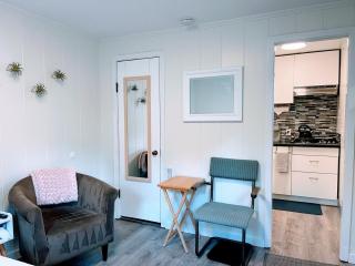 Redwood Nook - 8 min walk to redwood state park - 5