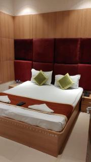 Hotel Marina - Calcuta - 9