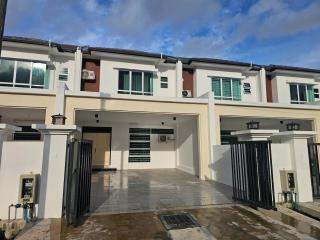 Cahaya Villa 2452 - Miri - 0