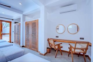 The Green Rooms Surf & Yoga Camp - ON THE BEACH - Prime location Renovated 2024 - Weligama - 9