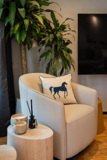 URBAN HOUSE I Prime Location I 6 Bedrooms I Old Town I Daily Housekeeping - 3