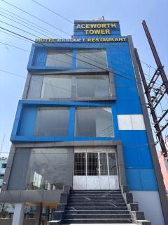The Aceworth hotel - - 4