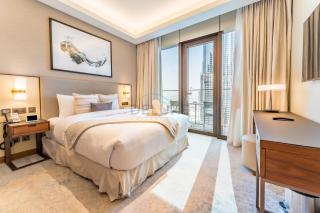 Overlooking Burj Khalifa and Fountain Views from Living to Bedrooms, The Address Residences Dubai Opera Tower 2, Downtown Dubai by Deluxe Holiday Homes - 7