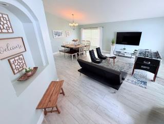 Ultimate family resort home with incredible sunset views, 4 miles from Disney! - 3