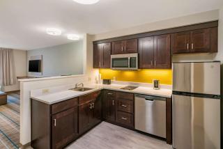 MainStay Suites Spokane Airport - Spokane - 6