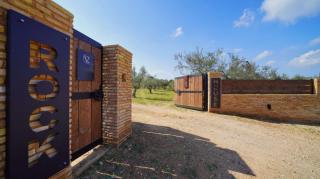 Olive Grove Rock Villa - 8
