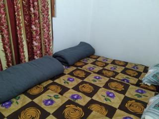 Family Budget full tour Home Stay just 1km to Mahakumbh Sangam - 5