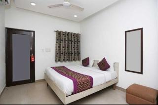 Deluxe Rooms In Jangpura - 0