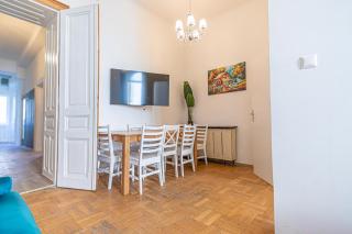 Cozy 3BR Apt for Up to 8P, 5Min to Kongresspark - Wenen - 6