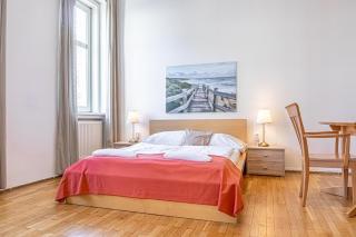 Simple Apartment near Wiener Stadthalle - 8