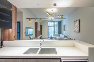 MBL Royal, JLT- Two Bedroom with Lake View - 4