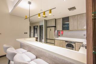 MBL Royal, JLT- Two Bedroom with Lake View - 3