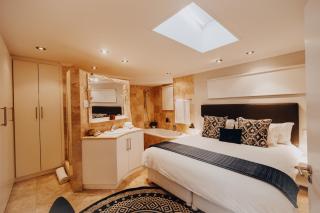 22 Eikehoff Apartment - 1