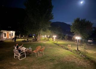 The Round Bed Cottage At Country Club Balakot - 5