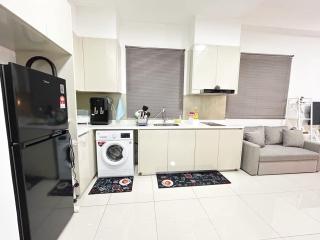 Up to 5 Pax,1Bedroom- above Paradigm mall & Escape JB - 4
