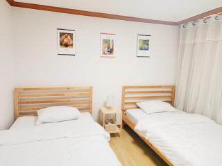 Comfort House 2 bed room Hwagok Station 4minutes Gimpo Airport 10 minutes - 8