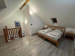 Cool Duplex with terrace near Florenc - 8