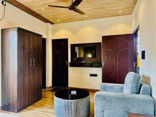 The Luxe Villa by Vaaranya Group - Varanasi - 7