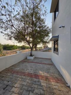 Serenity Bungalow near Becharji - Kalri - 5